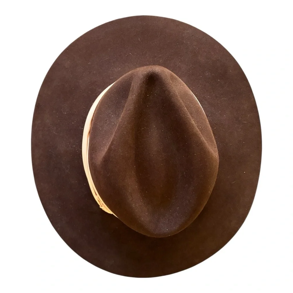 The Vail Heritage Collection: Vintage "Dorian" Safari Ensemble - Picture 5 of 12